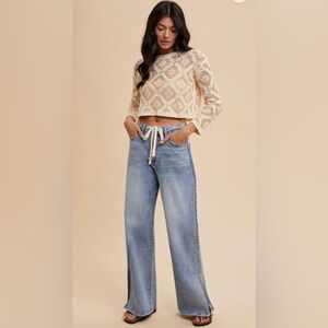 Wide Leg Light Wash Jeans for Women - Cream Drawstring Top